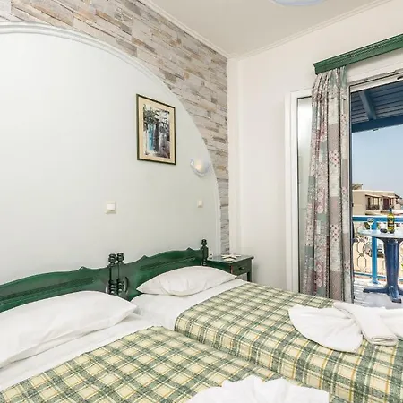 Polemis & Appartement *