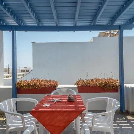 Polemis & Appartement Agia Anna (Naxos)
