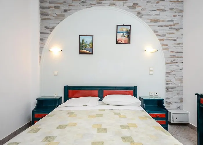 Polemis & アパート