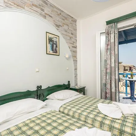 Polemis & דירה *