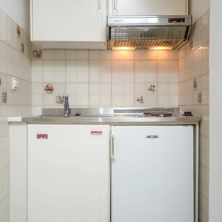 Polemis & * Agia Anna (Naxos)