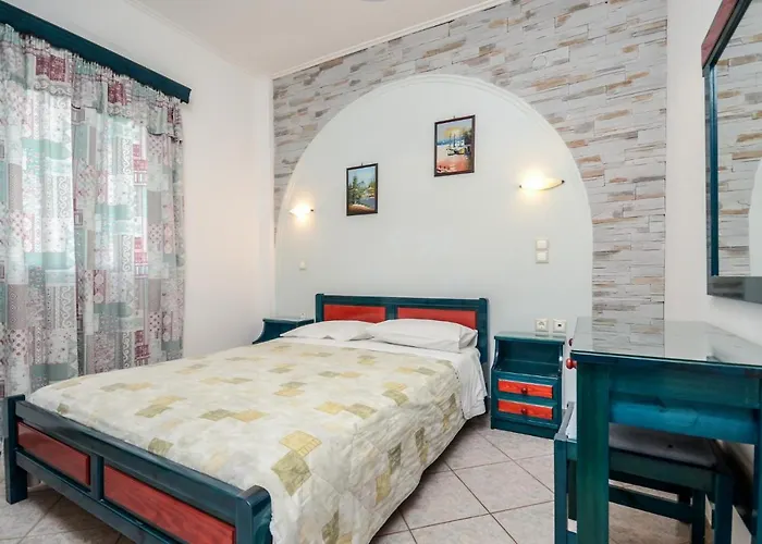 Polemis & Apartamento *