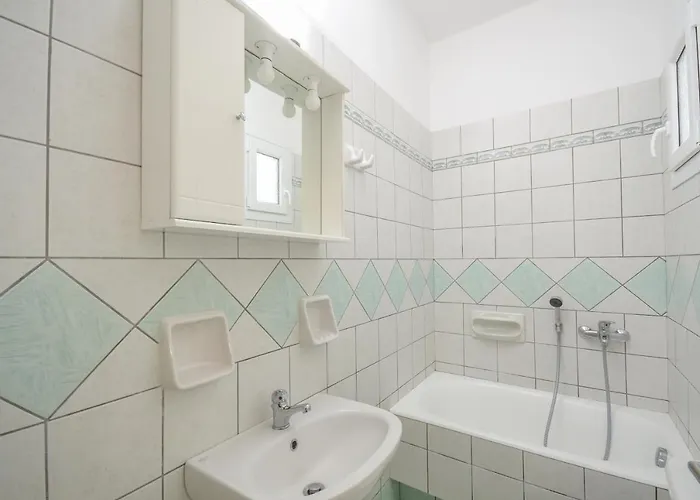 Polemis & Apartamento *